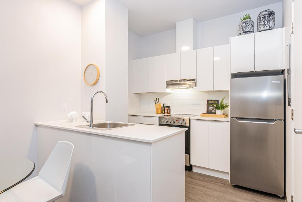 Apartment New Urban And Well Located 1 Bedroom By Den